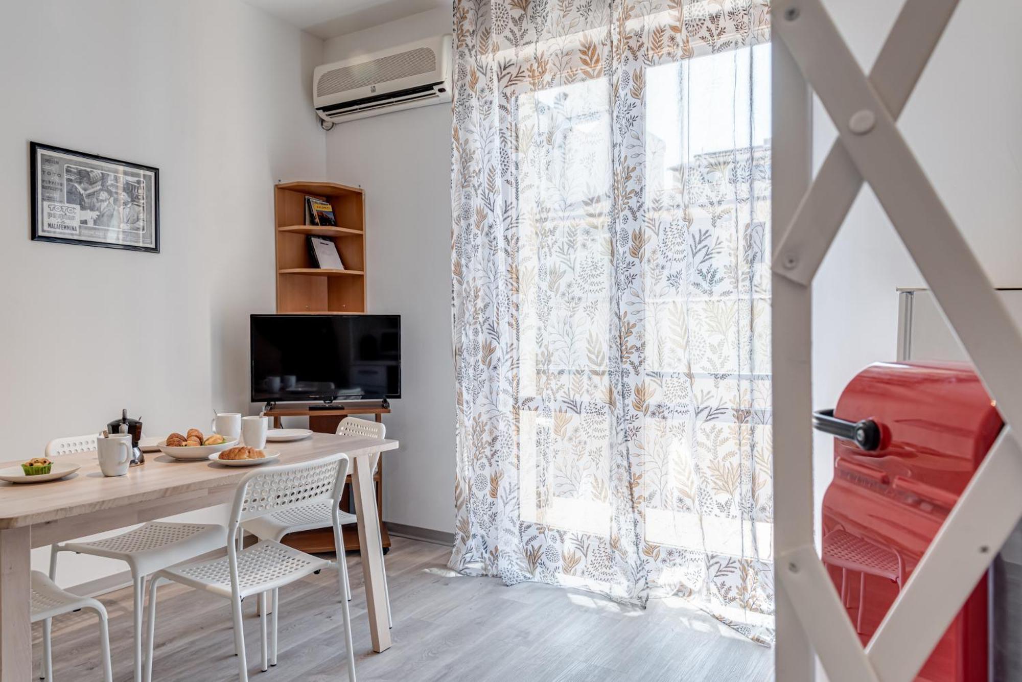 Pavone - Sweet Dreams In Apartamento *